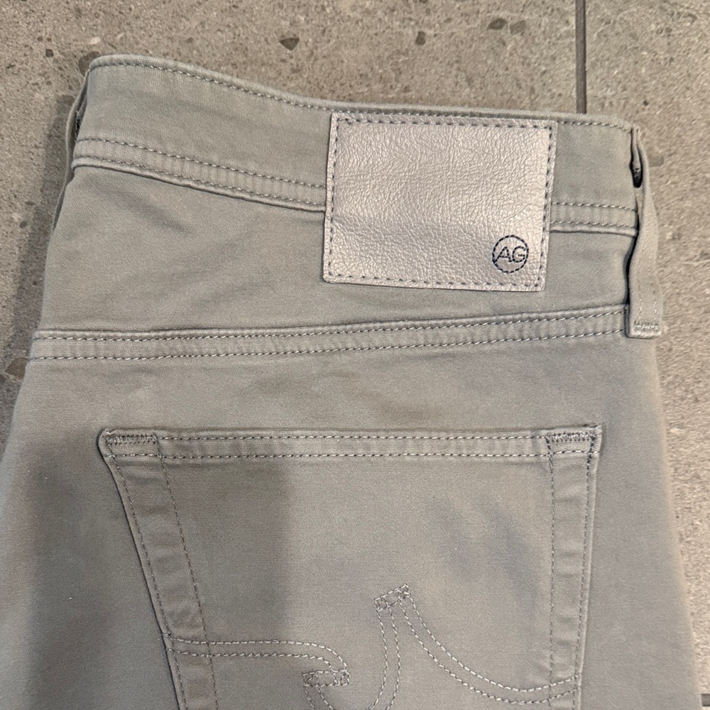 Ag Adriano Goldschmied Men’s Slim Straight Jeans in Light Gray
